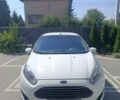 Білий Форд Фієста, об'ємом двигуна 1 л та пробігом 73 тис. км за 8200 $, фото 2 на Automoto.ua