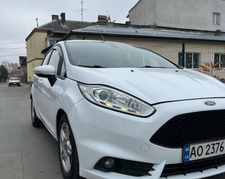 Белый Форд Фиеста, объемом двигателя 1.5 л и пробегом 228 тыс. км за 7800 $, фото 3 на Automoto.ua