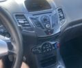Білий Форд Фієста, об'ємом двигуна 1.5 л та пробігом 250 тис. км за 5500 $, фото 7 на Automoto.ua