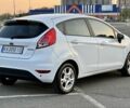 Белый Форд Фиеста, объемом двигателя 1 л и пробегом 140 тыс. км за 7850 $, фото 5 на Automoto.ua