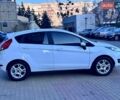 Білий Форд Фієста, об'ємом двигуна 1 л та пробігом 140 тис. км за 8500 $, фото 3 на Automoto.ua