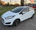 Белый Форд Фиеста, объемом двигателя 1 л и пробегом 25 тыс. км за 8500 $, фото 3 на Automoto.ua