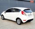 Белый Форд Фиеста, объемом двигателя 1 л и пробегом 59 тыс. км за 9899 $, фото 48 на Automoto.ua