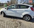 Білий Форд Фієста, об'ємом двигуна 1 л та пробігом 171 тис. км за 6499 $, фото 4 на Automoto.ua
