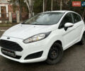 Белый Форд Фиеста, объемом двигателя 1 л и пробегом 44 тыс. км за 7799 $, фото 2 на Automoto.ua