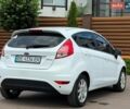 Белый Форд Фиеста, объемом двигателя 1 л и пробегом 90 тыс. км за 6999 $, фото 24 на Automoto.ua