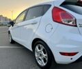 Белый Форд Фиеста, объемом двигателя 1 л и пробегом 140 тыс. км за 7850 $, фото 12 на Automoto.ua