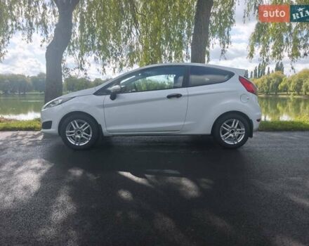 Белый Форд Фиеста, объемом двигателя 1.24 л и пробегом 155 тыс. км за 5500 $, фото 5 на Automoto.ua