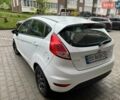 Белый Форд Фиеста, объемом двигателя 1 л и пробегом 130 тыс. км за 6500 $, фото 1 на Automoto.ua