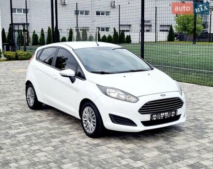 Білий Форд Фієста, об'ємом двигуна 1 л та пробігом 60 тис. км за 9900 $, фото 14 на Automoto.ua
