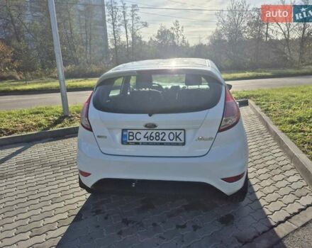 Білий Форд Фієста, об'ємом двигуна 1 л та пробігом 171 тис. км за 6499 $, фото 11 на Automoto.ua