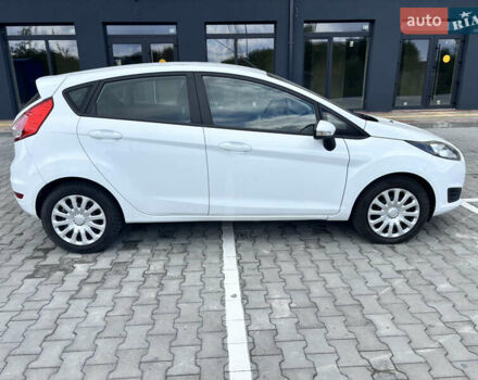 Білий Форд Фієста, об'ємом двигуна 1 л та пробігом 163 тис. км за 5500 $, фото 6 на Automoto.ua