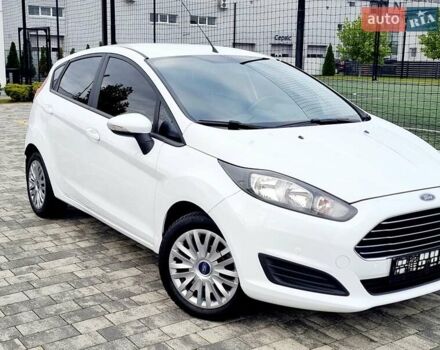 Білий Форд Фієста, об'ємом двигуна 1 л та пробігом 60 тис. км за 9900 $, фото 18 на Automoto.ua