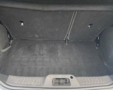 Білий Форд Фієста, об'ємом двигуна 1 л та пробігом 118 тис. км за 8500 $, фото 13 на Automoto.ua