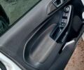 Білий Форд Фієста, об'ємом двигуна 1 л та пробігом 129 тис. км за 5900 $, фото 5 на Automoto.ua
