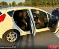 Білий Форд Фієста, об'ємом двигуна 1 л та пробігом 115 тис. км за 8500 $, фото 6 на Automoto.ua