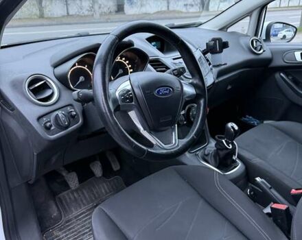 Белый Форд Фиеста, объемом двигателя 1.5 л и пробегом 138 тыс. км за 8500 $, фото 13 на Automoto.ua