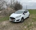 Белый Форд Фиеста, объемом двигателя 1 л и пробегом 160 тыс. км за 6900 $, фото 1 на Automoto.ua