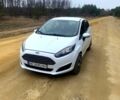Белый Форд Фиеста, объемом двигателя 1.6 л и пробегом 300 тыс. км за 7000 $, фото 1 на Automoto.ua