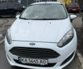Белый Форд Фиеста, объемом двигателя 1 л и пробегом 150 тыс. км за 7500 $, фото 1 на Automoto.ua