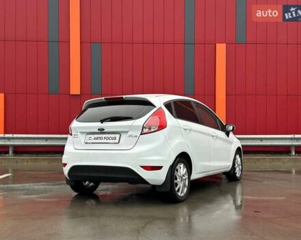 Форд Фієста 2015 у Києві на Automoto.ua Білий Форд Фієста, об'ємом двигуна 1 л та пробігом 159 тис. км за 6690 $, фото 7 на Automoto.ua