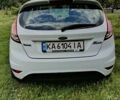 Білий Форд Фієста, об'ємом двигуна 1 л та пробігом 100 тис. км за 9000 $, фото 2 на Automoto.ua
