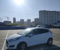 Белый Форд Фиеста, объемом двигателя 1 л и пробегом 145 тыс. км за 5800 $, фото 6 на Automoto.ua
