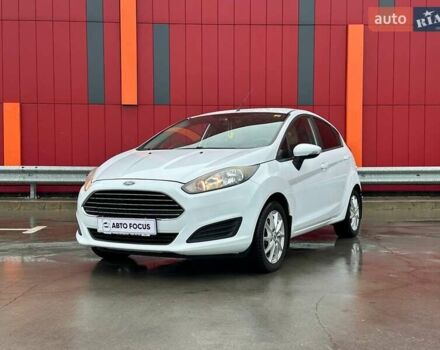 Форд Фієста 2015 у Києві на Automoto.ua Білий Форд Фієста, об'ємом двигуна 1 л та пробігом 159 тис. км за 6690 $, фото 3 на Automoto.ua