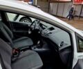 Белый Форд Фиеста, объемом двигателя 1 л и пробегом 182 тыс. км за 7500 $, фото 15 на Automoto.ua