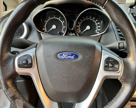 Белый Форд Фиеста, объемом двигателя 1.6 л и пробегом 120 тыс. км за 7500 $, фото 18 на Automoto.ua