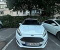 Белый Форд Фиеста, объемом двигателя 1 л и пробегом 90 тыс. км за 8900 $, фото 1 на Automoto.ua