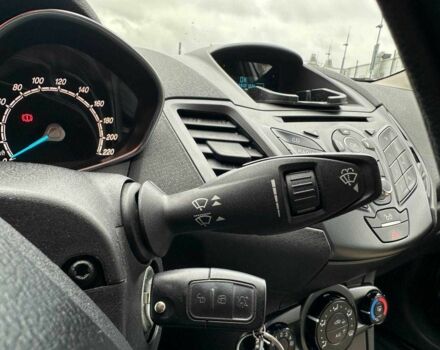 Белый Форд Фиеста, объемом двигателя 0 л и пробегом 159 тыс. км за 6690 $, фото 22 на Automoto.ua