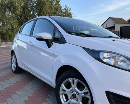Белый Форд Фиеста, объемом двигателя 1.6 л и пробегом 177 тыс. км за 7500 $, фото 1 на Automoto.ua