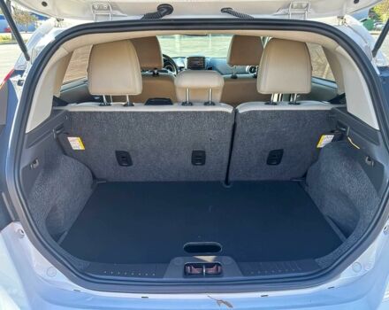 Белый Форд Фиеста, объемом двигателя 1.6 л и пробегом 71 тыс. км за 4100 $, фото 13 на Automoto.ua