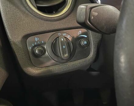 Белый Форд Фиеста, объемом двигателя 1.5 л и пробегом 138 тыс. км за 8500 $, фото 22 на Automoto.ua