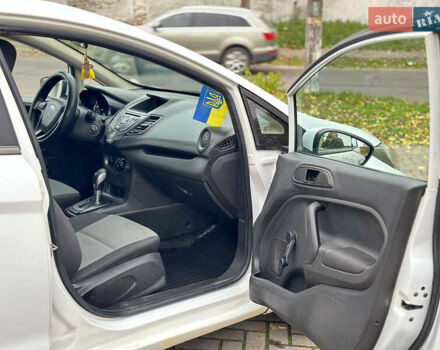 Белый Форд Фиеста, объемом двигателя 1.6 л и пробегом 280 тыс. км за 5800 $, фото 9 на Automoto.ua