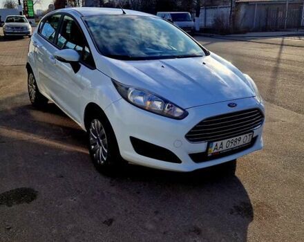 Белый Форд Фиеста, объемом двигателя 1 л и пробегом 130 тыс. км за 7000 $, фото 7 на Automoto.ua