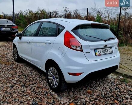Білий Форд Фієста, об'ємом двигуна 1 л та пробігом 182 тис. км за 6600 $, фото 2 на Automoto.ua