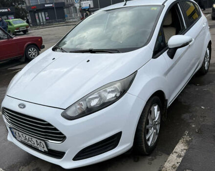 Белый Форд Фиеста, объемом двигателя 1 л и пробегом 150 тыс. км за 7500 $, фото 1 на Automoto.ua