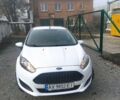 Белый Форд Фиеста, объемом двигателя 1 л и пробегом 50 тыс. км за 10000 $, фото 2 на Automoto.ua