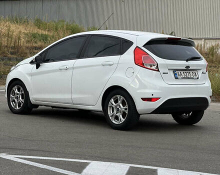 Білий Форд Фієста, об'ємом двигуна 1 л та пробігом 85 тис. км за 10500 $, фото 3 на Automoto.ua