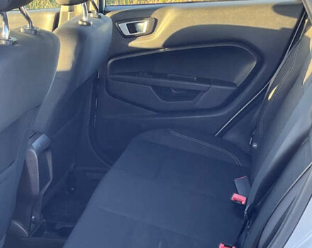 Белый Форд Фиеста, объемом двигателя 1.6 л и пробегом 120 тыс. км за 7500 $, фото 9 на Automoto.ua