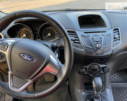 Белый Форд Фиеста, объемом двигателя 1 л и пробегом 88 тыс. км за 7800 $, фото 6 на Automoto.ua