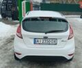 Белый Форд Фиеста, объемом двигателя 1 л и пробегом 85 тыс. км за 6500 $, фото 1 на Automoto.ua