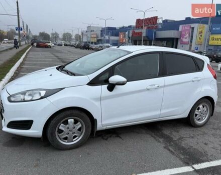 Белый Форд Фиеста, объемом двигателя 1.5 л и пробегом 138 тыс. км за 8500 $, фото 2 на Automoto.ua