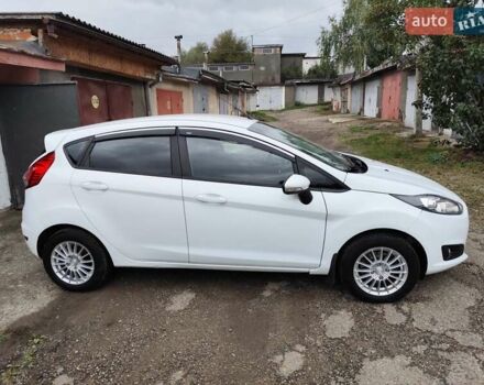 Білий Форд Фієста, об'ємом двигуна 1 л та пробігом 170 тис. км за 6300 $, фото 7 на Automoto.ua