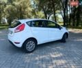 Белый Форд Фиеста, объемом двигателя 1 л и пробегом 151 тыс. км за 5800 $, фото 2 на Automoto.ua