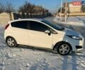 Белый Форд Фиеста, объемом двигателя 1 л и пробегом 130 тыс. км за 7800 $, фото 13 на Automoto.ua
