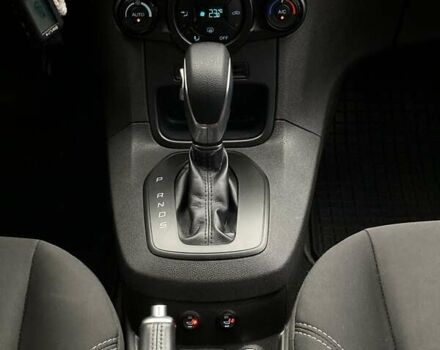 Белый Форд Фиеста, объемом двигателя 1 л и пробегом 96 тыс. км за 8900 $, фото 20 на Automoto.ua