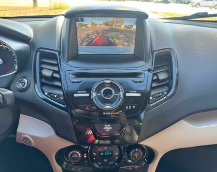 Белый Форд Фиеста, объемом двигателя 1.6 л и пробегом 71 тыс. км за 4100 $, фото 11 на Automoto.ua